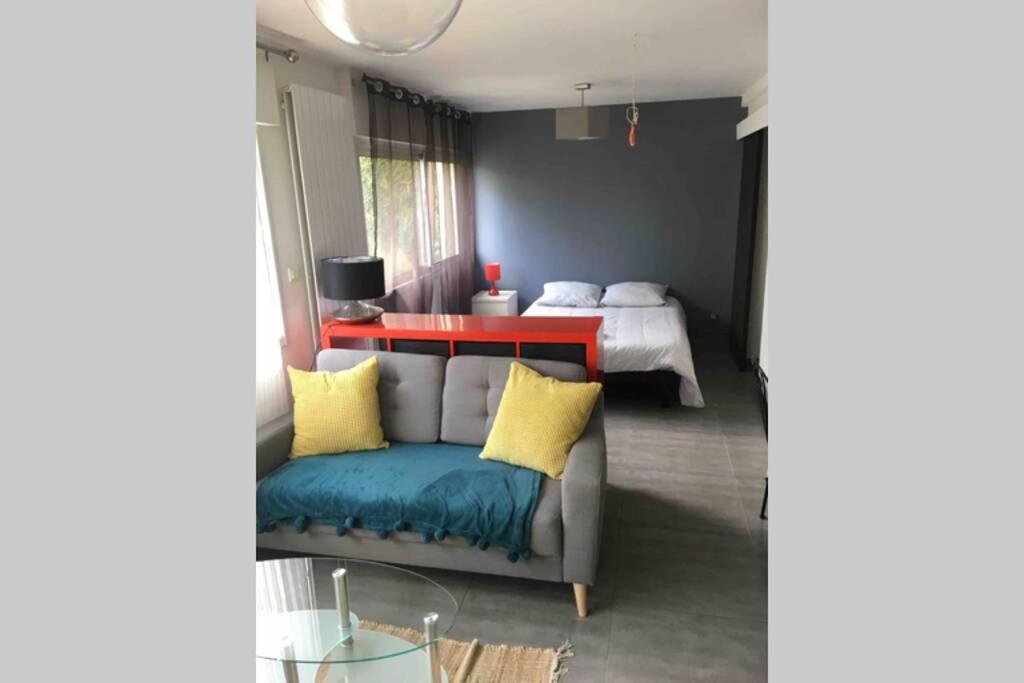 Bel Appartement En Rez De Jardin, 10Min Centre Et 300M Quais De Seine Wifi Rouen Exterior photo