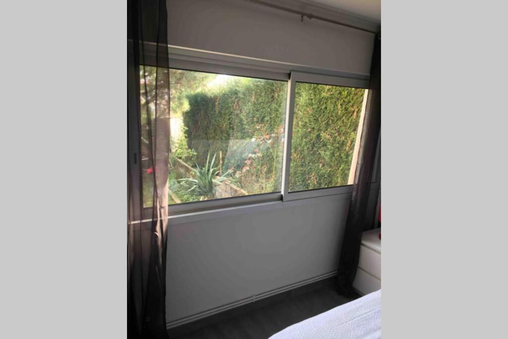 Bel Appartement En Rez De Jardin, 10Min Centre Et 300M Quais De Seine Wifi Rouen Exterior photo